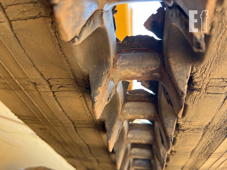 2017-caterpillar-259d-image-16