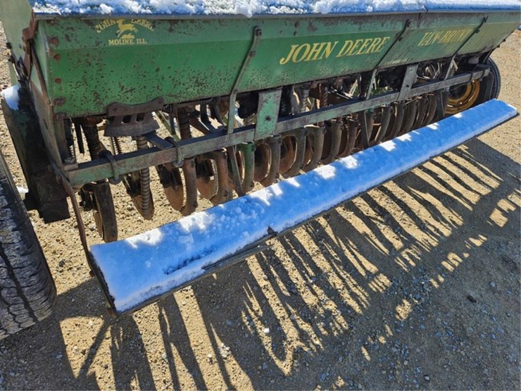 #3356-•-john-deere-van-brunt-grain-drill-image-19