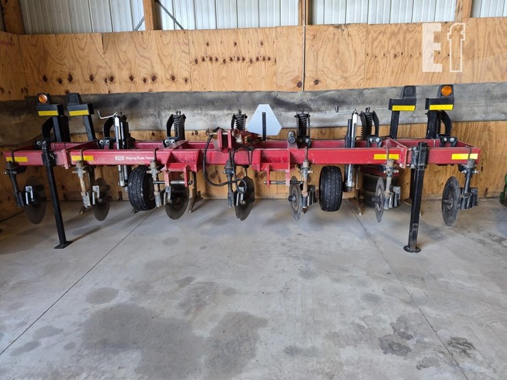 case-ih-2500-image-4