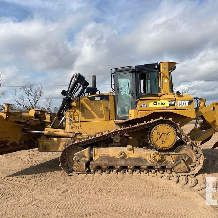 2014 CATERPILLAR D6T XL
