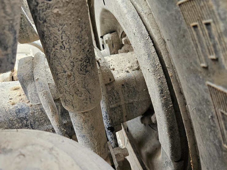 freightliner-columbia-112-image-105