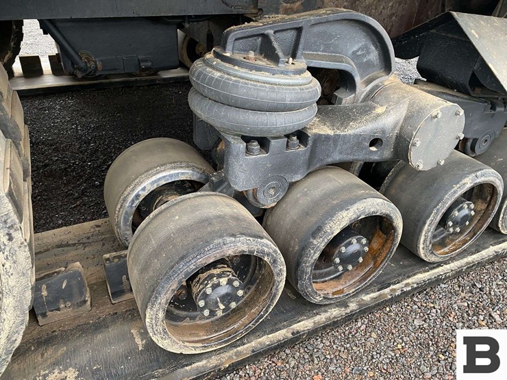 1994-challenger-75c-image-23