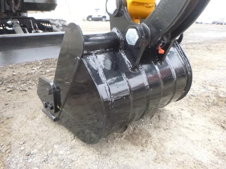 2025-vicsec-vc15p-hydraulic-excavator-image-10