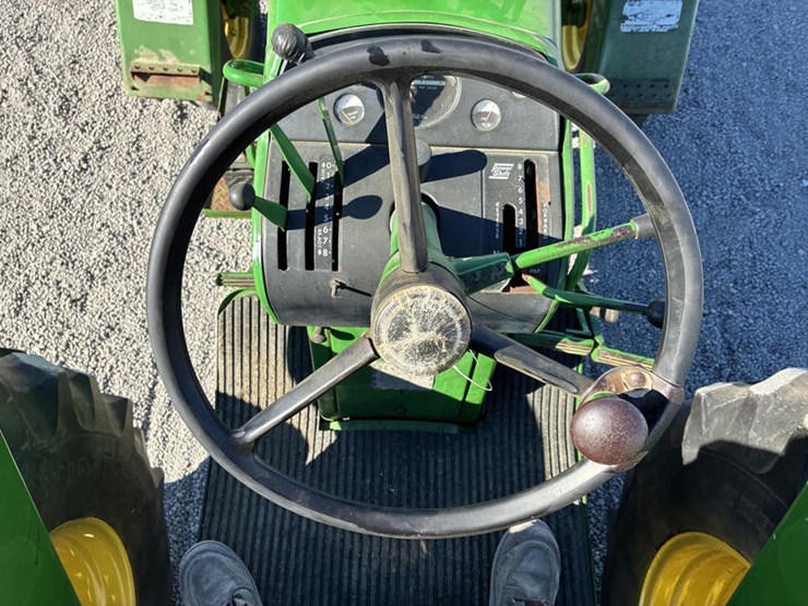 john-deere-4020-image-54