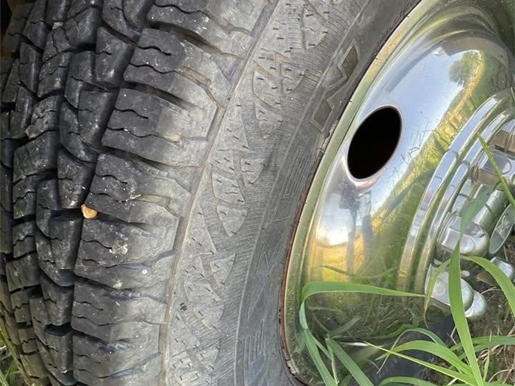 1995-ford-f350-image-8