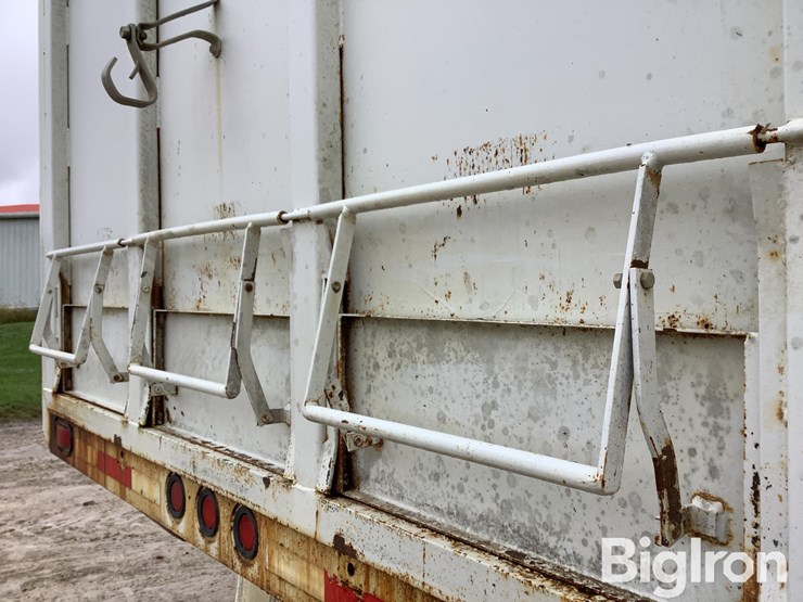 1996-ford-l8000-image-15