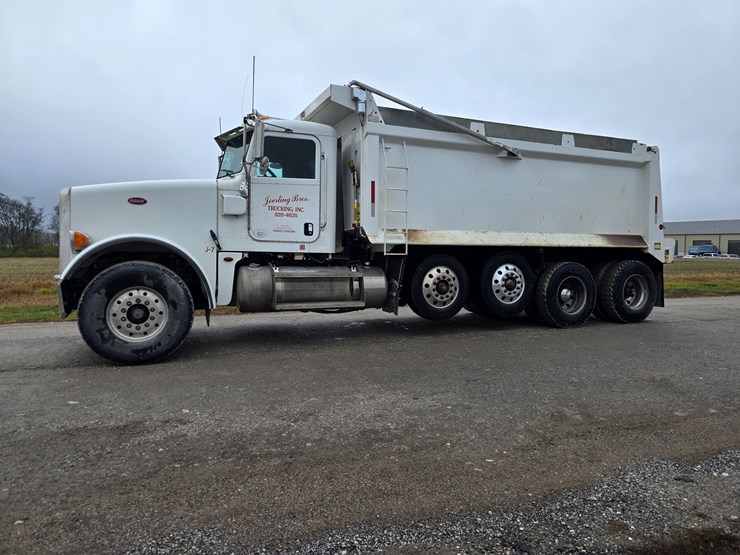 peterbilt-367-image-7