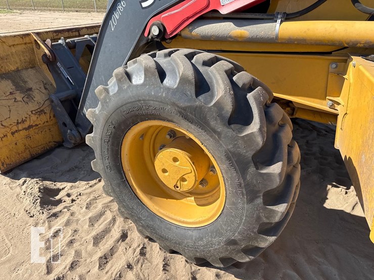 2016-deere-310sl-image-10