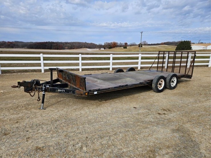 #3331-•-b-b-20'-tandem-axle-trailer-image-1