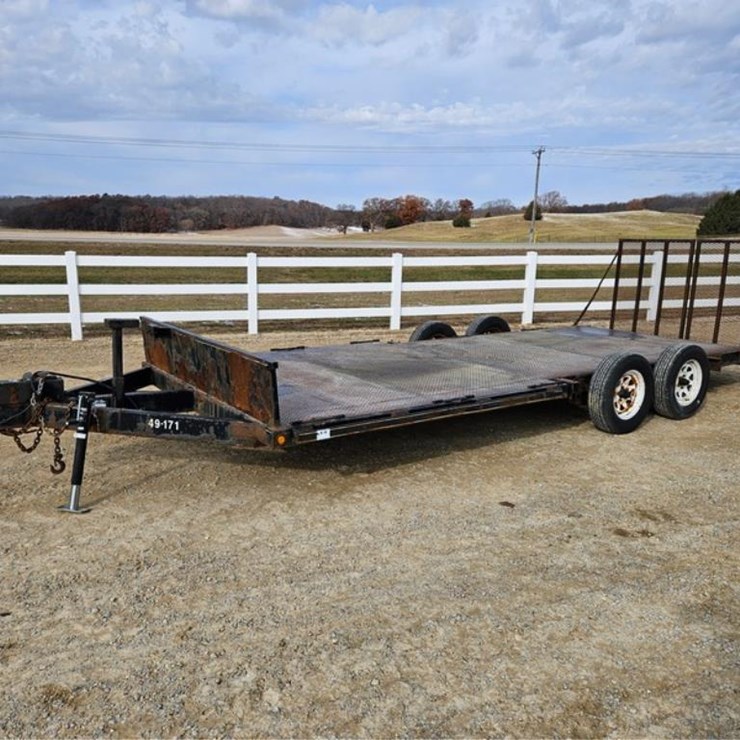 #3331 • B-B 20' Tandem Axle Trailer