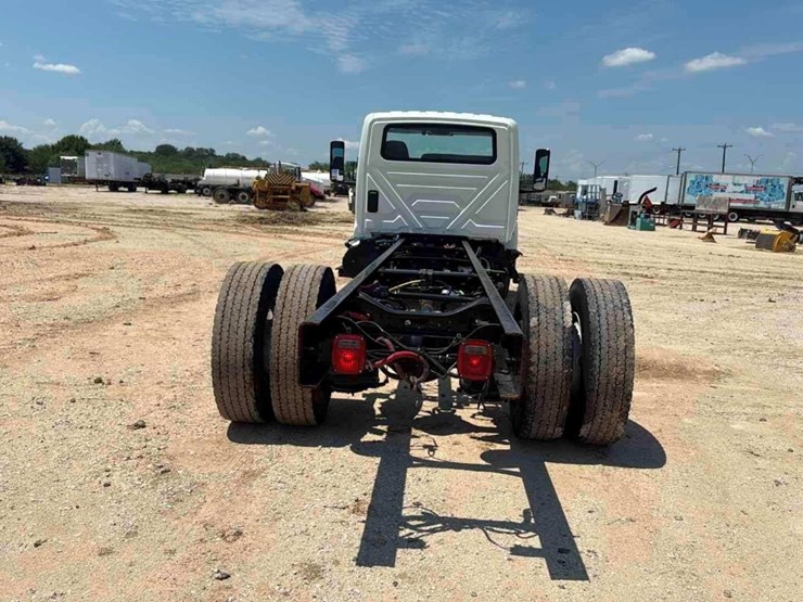 2022-international-mv607-image-5