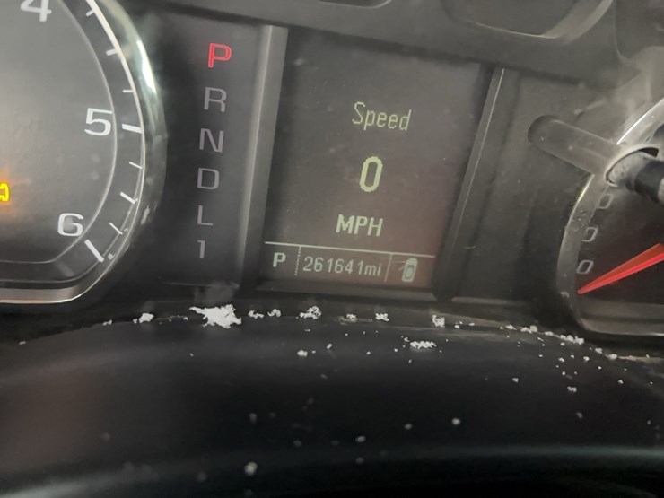 2016-chevrolet-2500hd-image-16