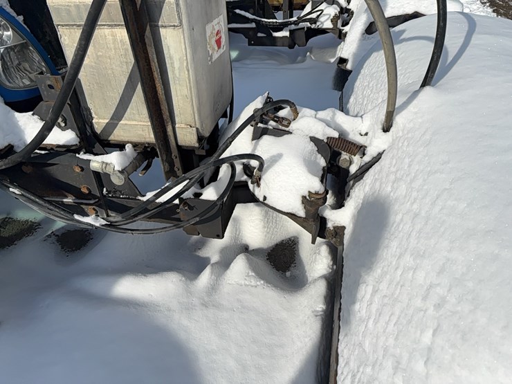 new-holland-t4020-image-4