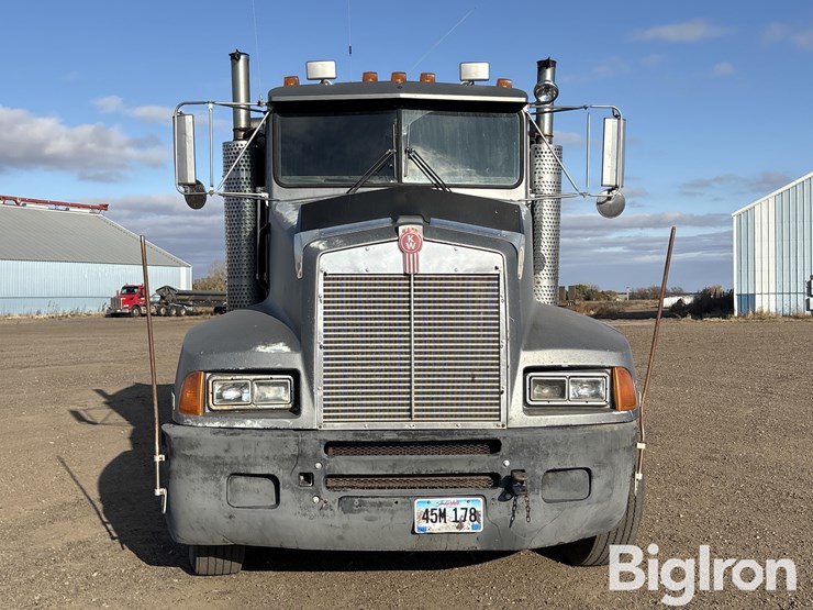1988-kenworth-t600-image-2