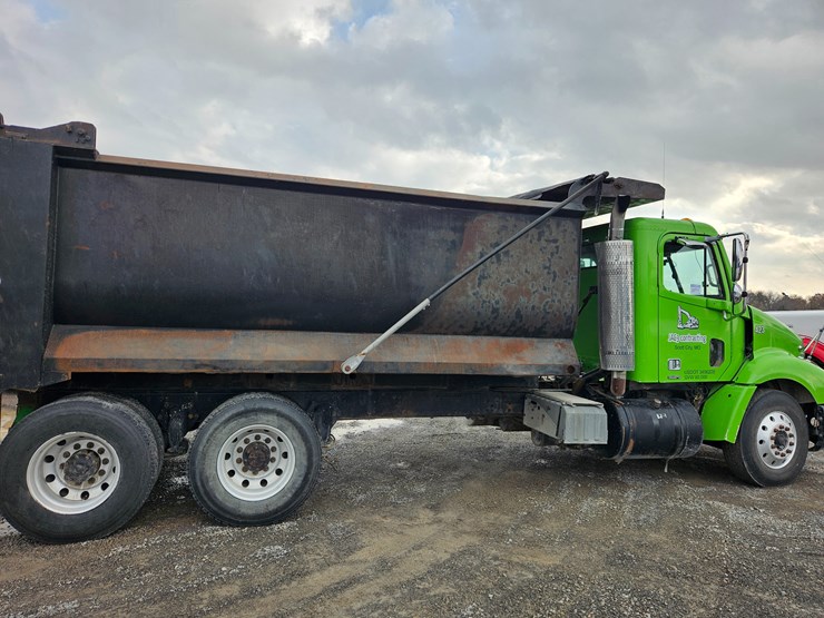 freightliner-columbia-112-image-20