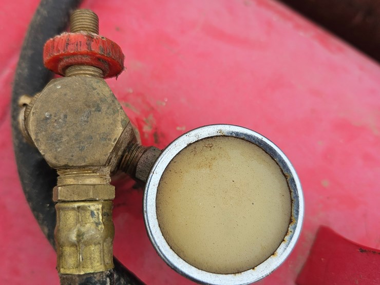 #18273-•-3-portable-air-tanks-image-8