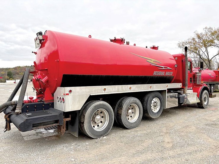 2012-kenworth-t800-image-3