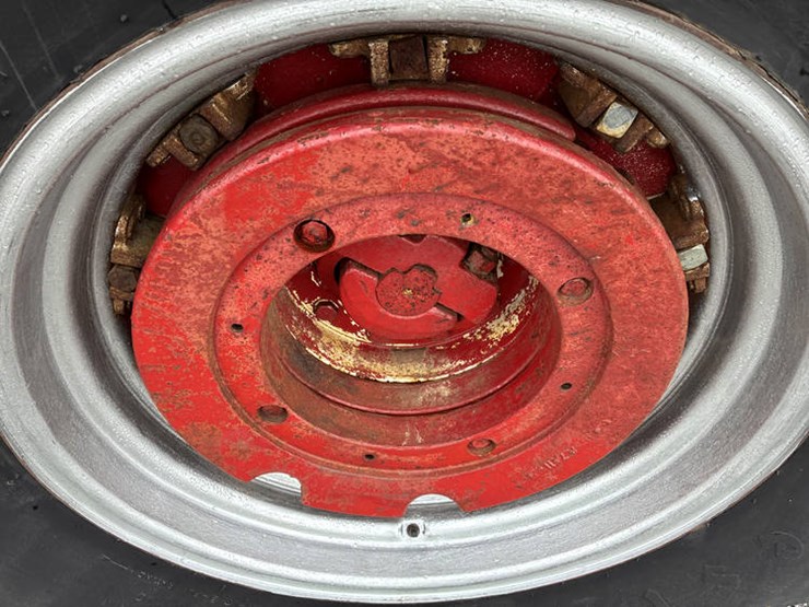 #122323-•-1965-ih-806-wheatland-#4518s-y-image-46