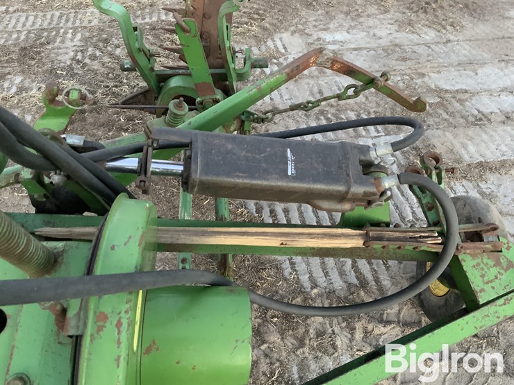 john-deere-38-image-15