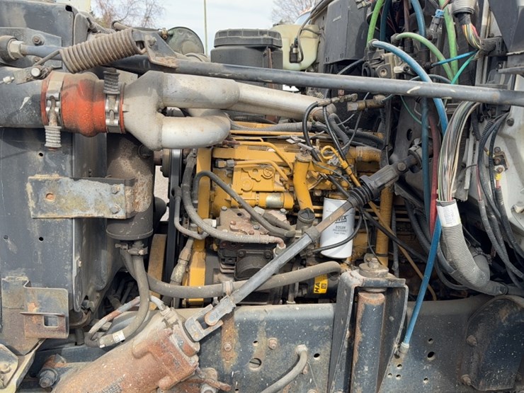 1996-caterpillar-3116-image-25