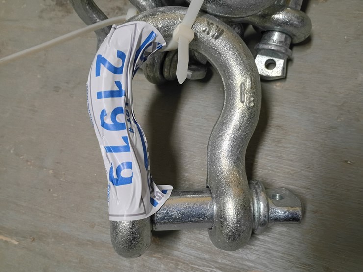 #21919-•-6--shackles-image-3