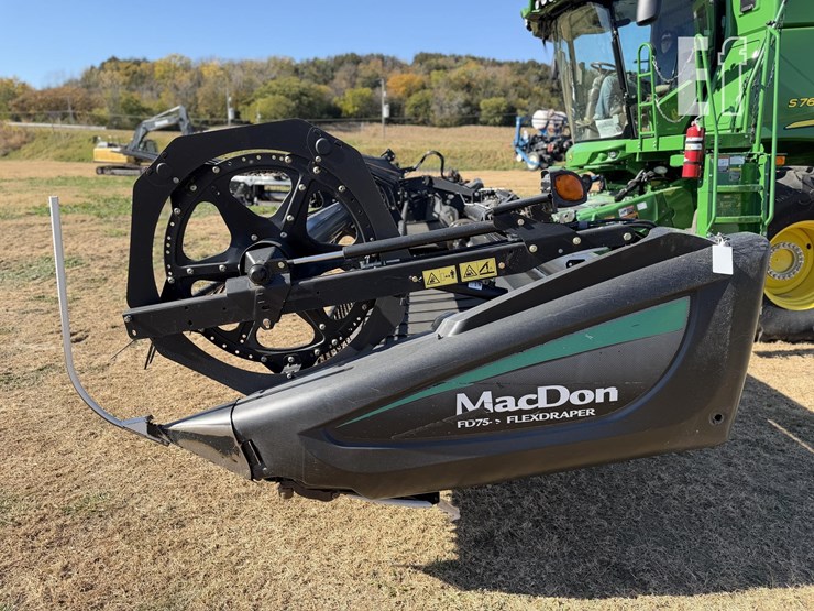 2013-mac-don-fd75-image-2