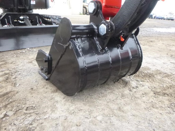 2025-vicsec-vc13-hydraulic-excavator-image-10