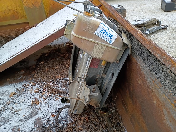 international-4900-image-2