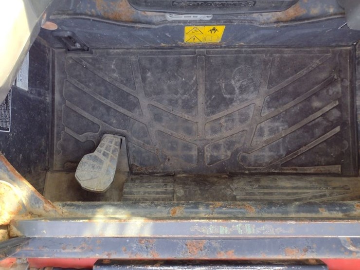 kubota-svl65-image-11