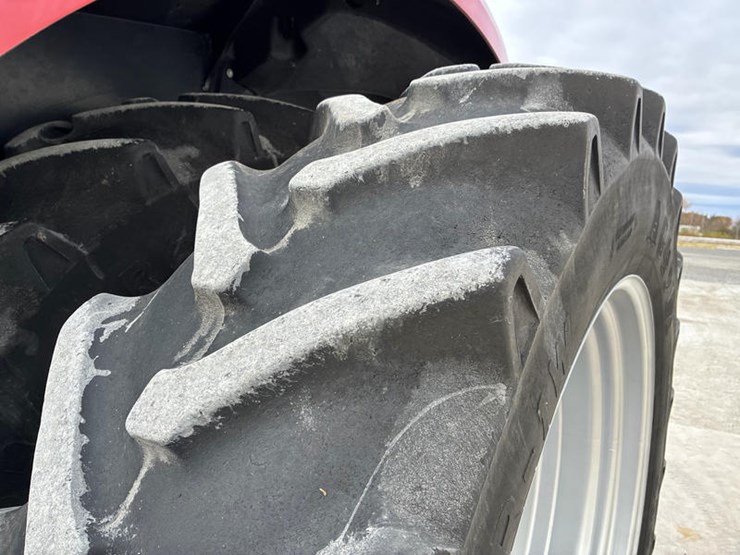 case-ih-magnum-315-image-64