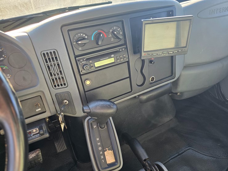 international-durastar-4300-image-55