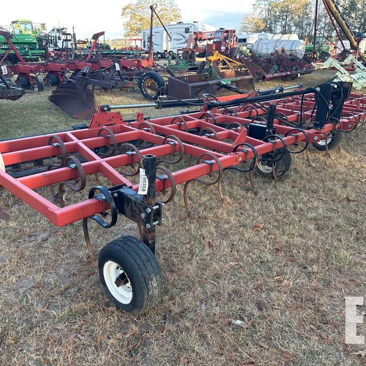 UNVERFERTH 18' FIELD CULTIVATOR 149