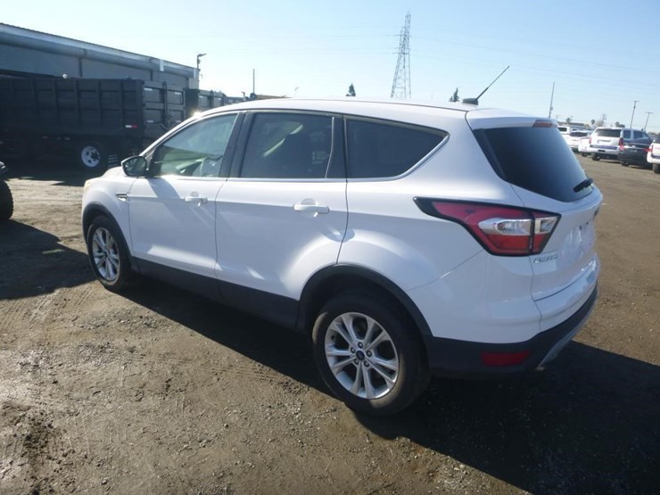 2017-ford-escape-image-4