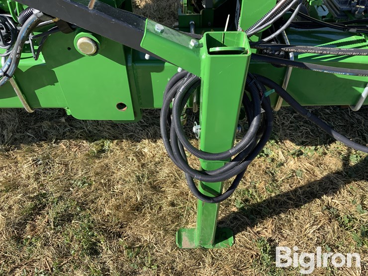 john-deere-1720-image-18