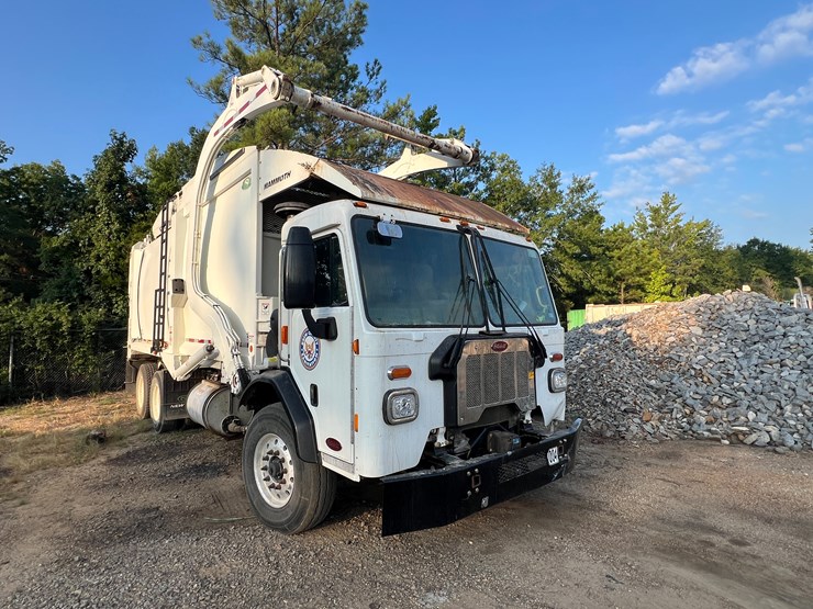 peterbilt-520-image-2