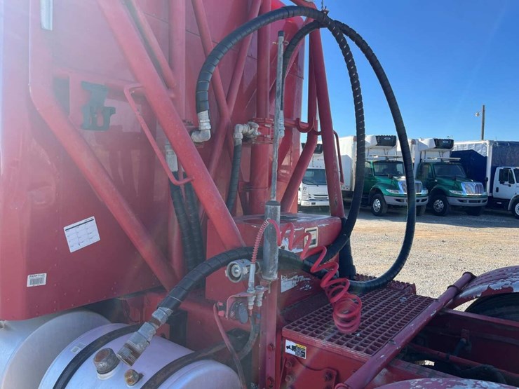 2010-kenworth-t800-image-11