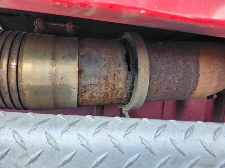 2011-kenworth-t800-image-17