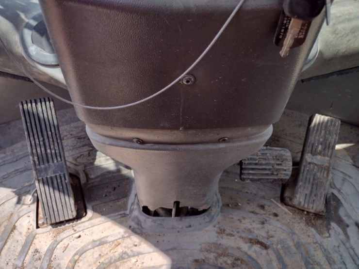 takeuchi-tw65-image-8