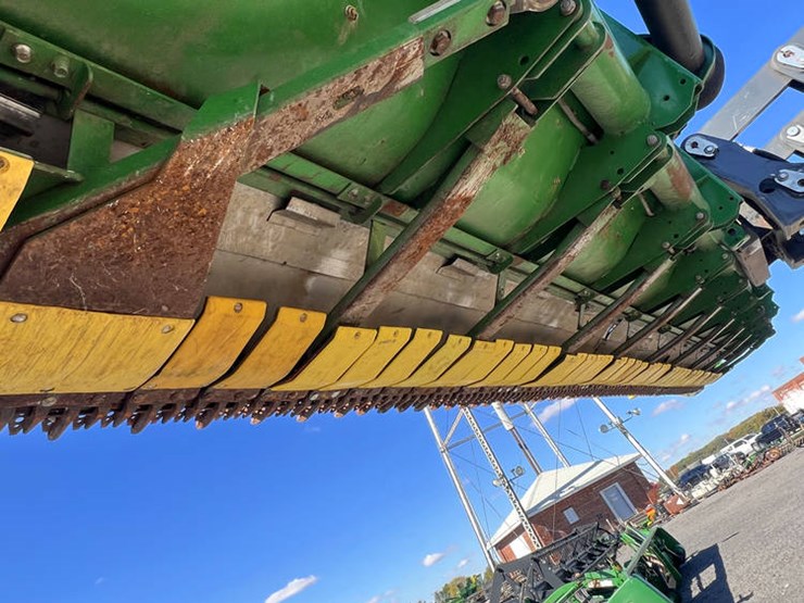 2012-john-deere-625f-image-22