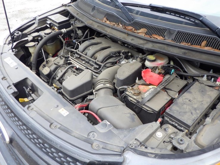 2014-ford-explorer-image-10