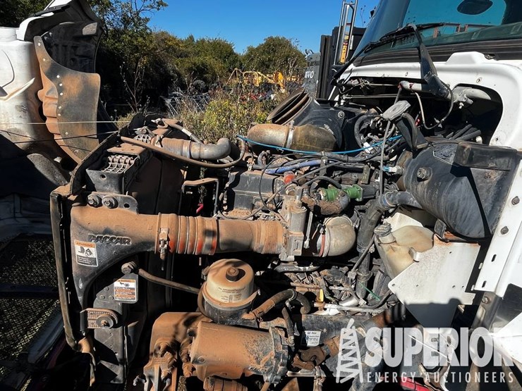 2012-kenworth-t370-image-8