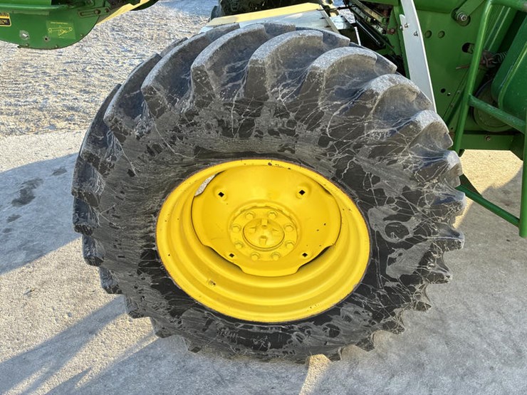 john-deere-7720-titan-ii-image-42