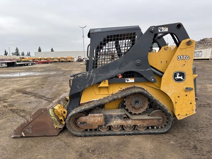 deere-317g-image-5
