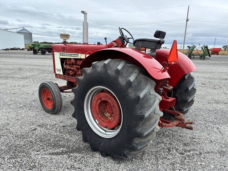 #122323-•-1965-ih-806-wheatland-#4518s-y-image-4