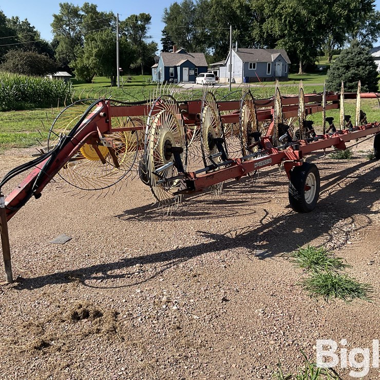 H&S BF14HD 14 Wheel Rake