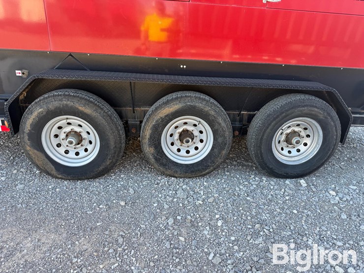 2013-taylor-tg350r-generator-on-tri/a-trailer-image-20