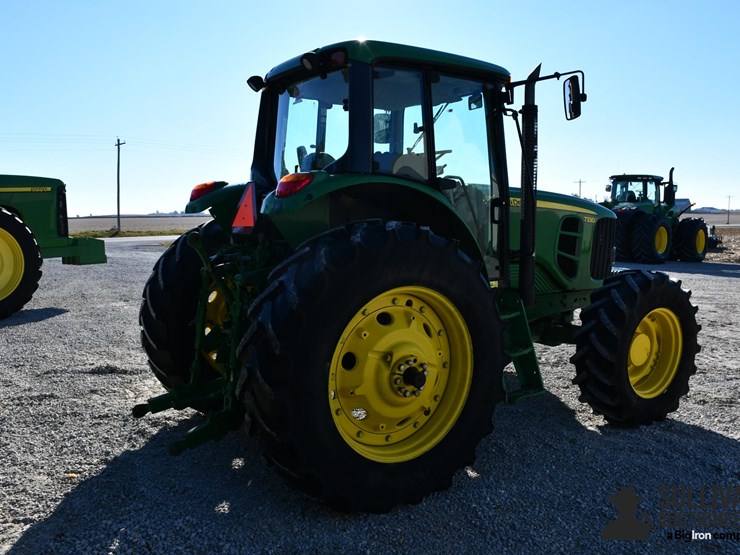 john-deere-7330-image-5