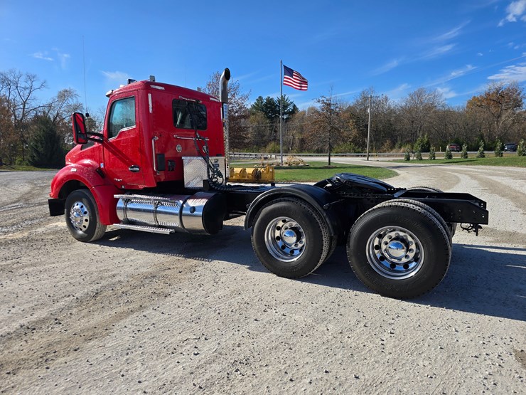 kenworth-t880-image-15