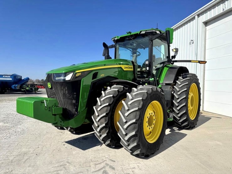 john-deere-8r-370-image-2
