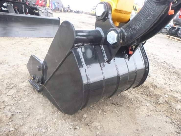 2025-vicsec-vc15p-hydraulic-excavator-image-10